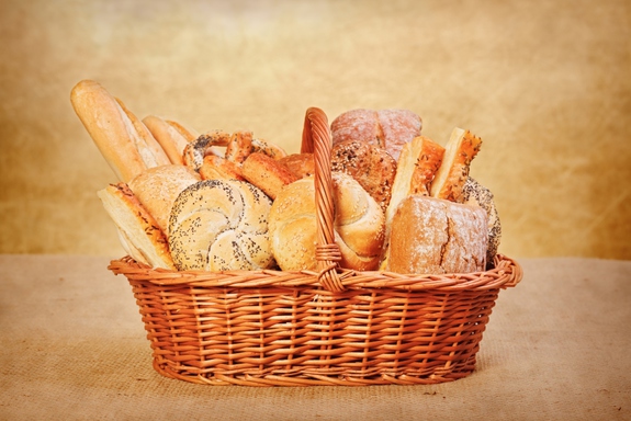 Насправді ті, у кого вдома є хлібопічка, в процесі випікання хліба беруть участь мінімально