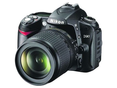 Canon і Nikon одночасно зробили революцію в фототехніку